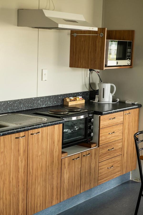 Rangiora Eco Holiday Park Fernside 외부 사진