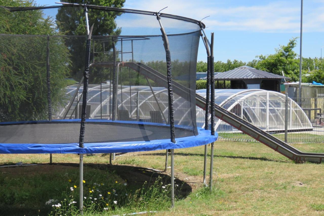 Rangiora Eco Holiday Park Fernside 외부 사진