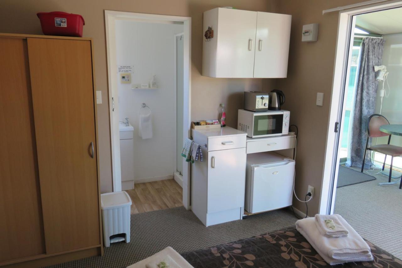 Rangiora Eco Holiday Park Fernside 외부 사진